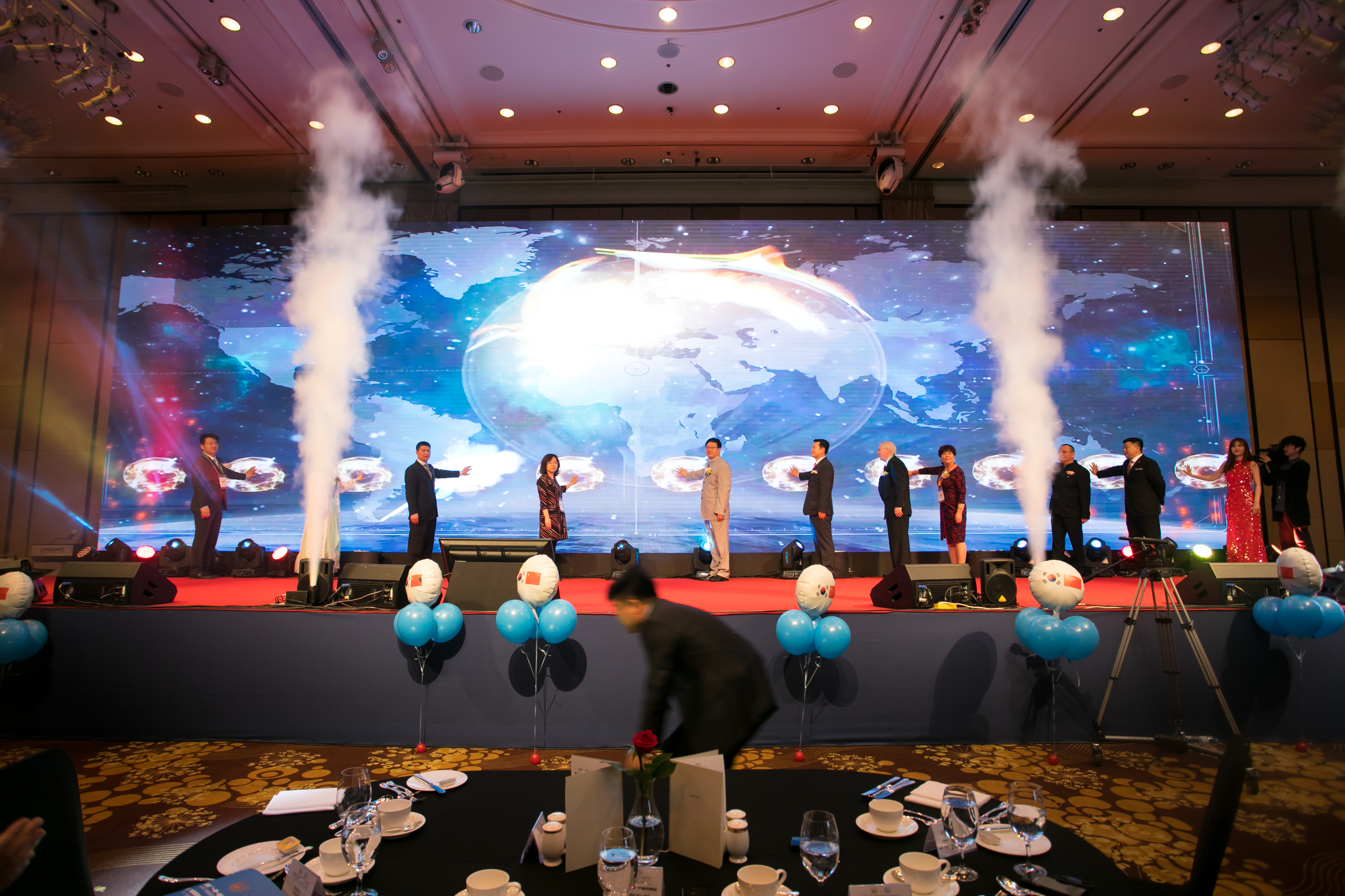 제1회 일대일로 한중 기업인 고위급포럼 및 실크로드카니발 문화만리행 출범식